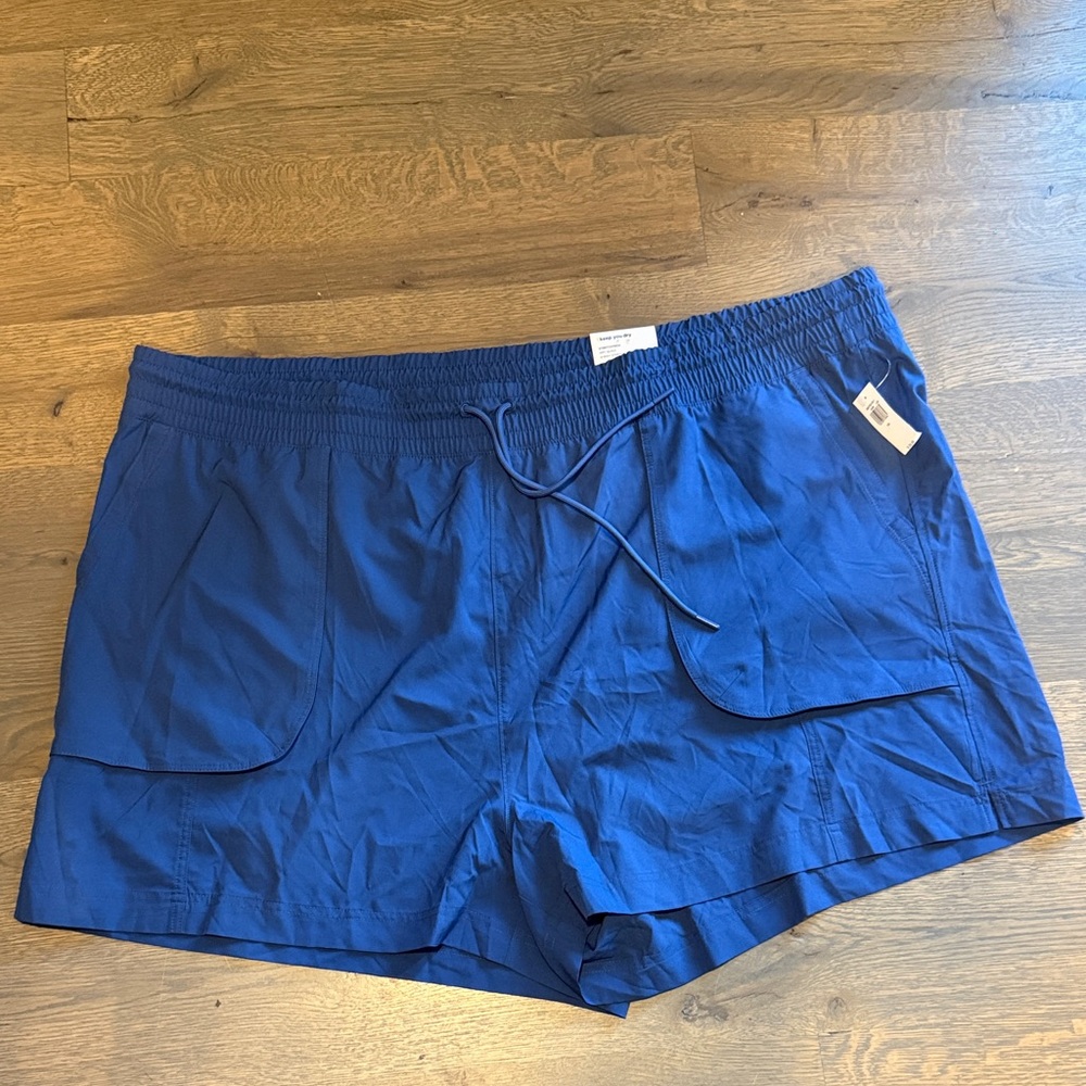 Old Navy Women’s stretchtech  Shorts SZ 4X